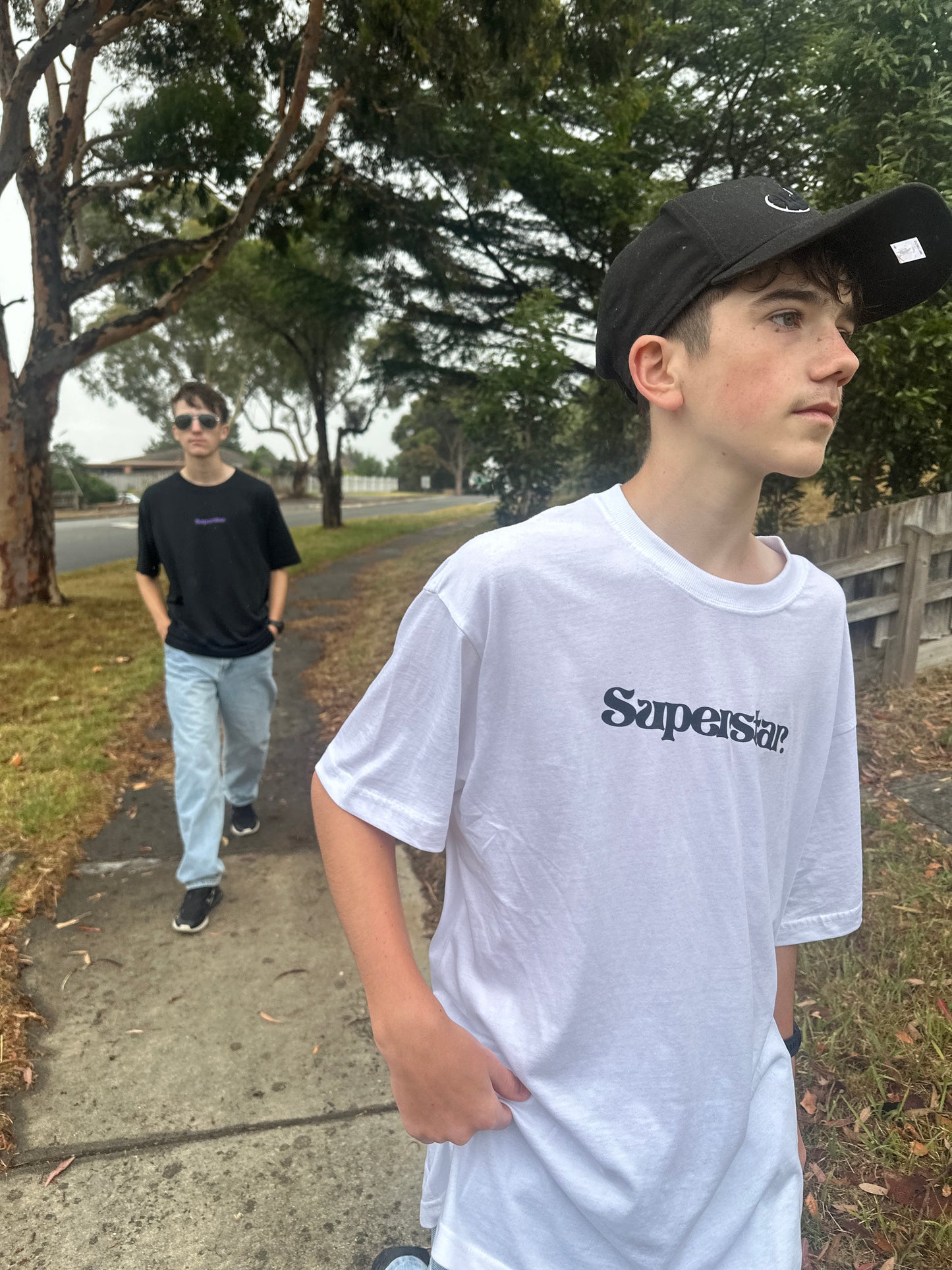 YOUTH Superstar. Logo tee White/Black